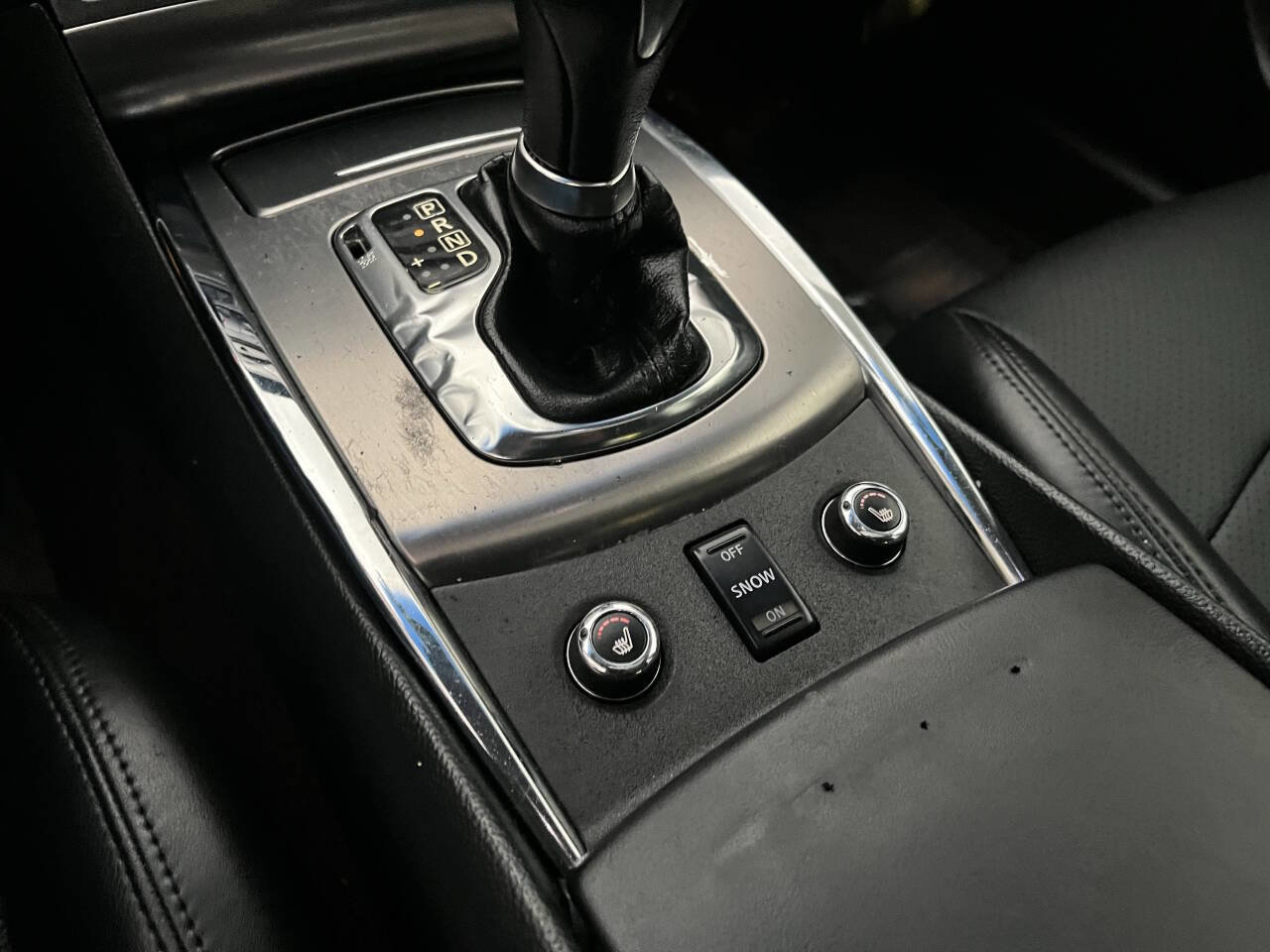 Used 2015 INFINITI Q40 AWD w/ Navigation Package image 18