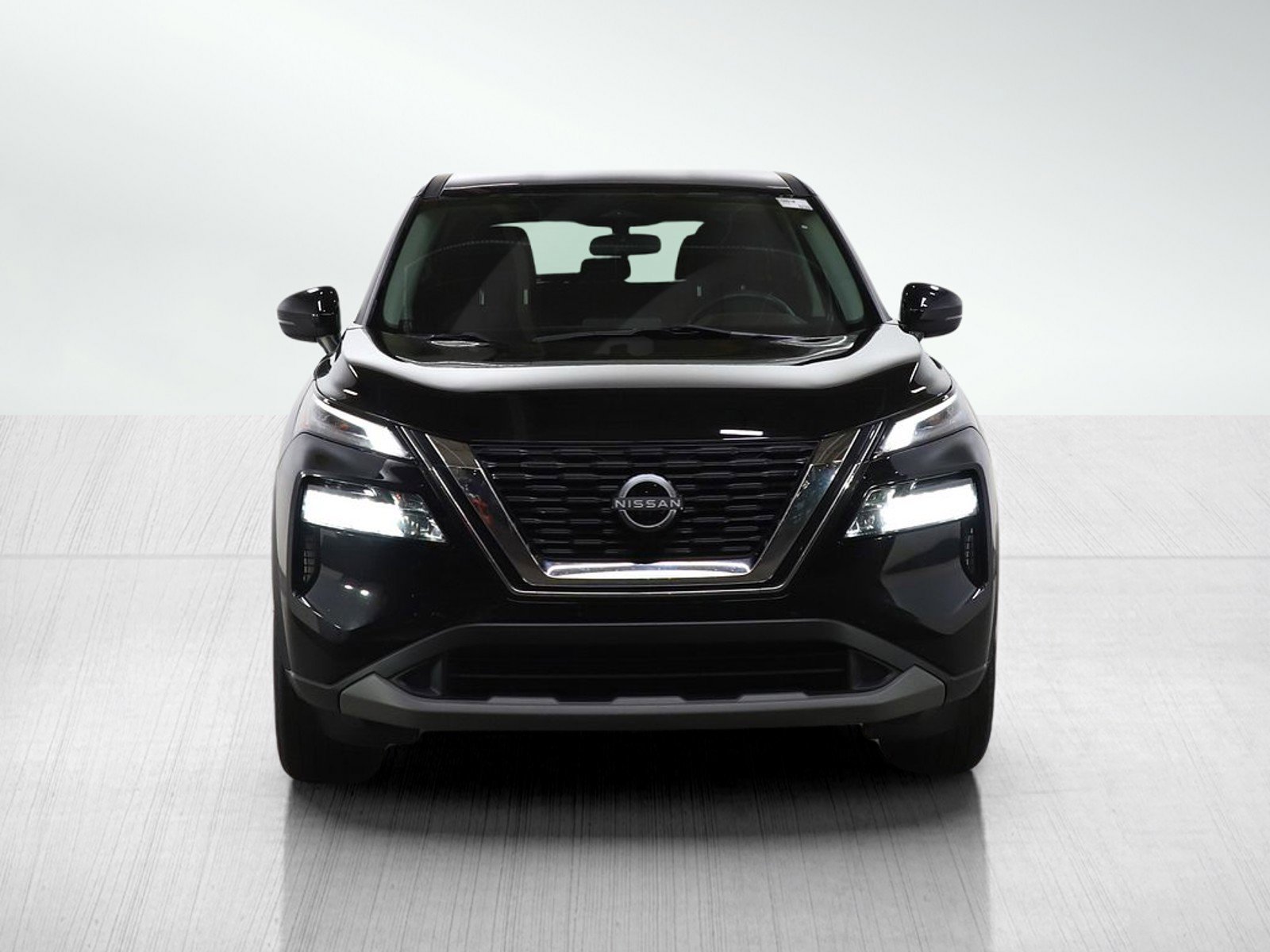 Used 2022 Nissan Rogue S image 8