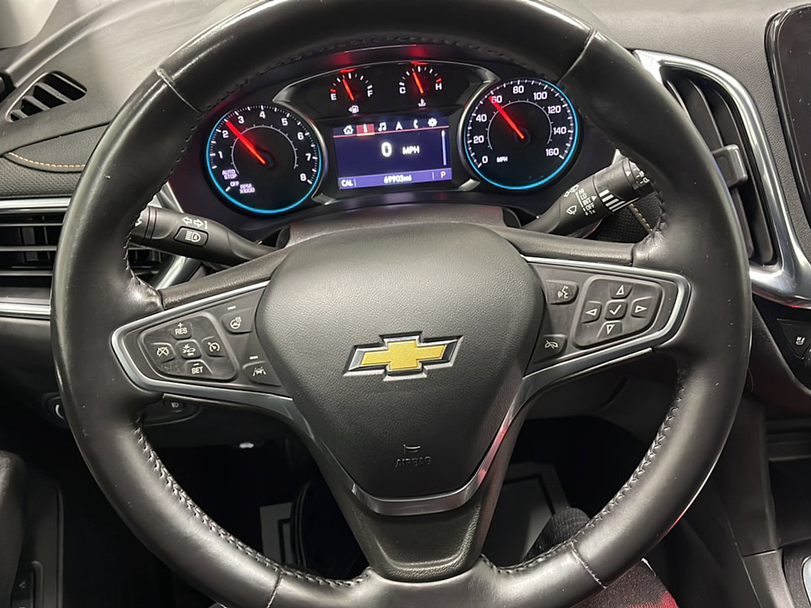 Used 2022 Chevrolet Equinox Premier AWD/4WD image 4