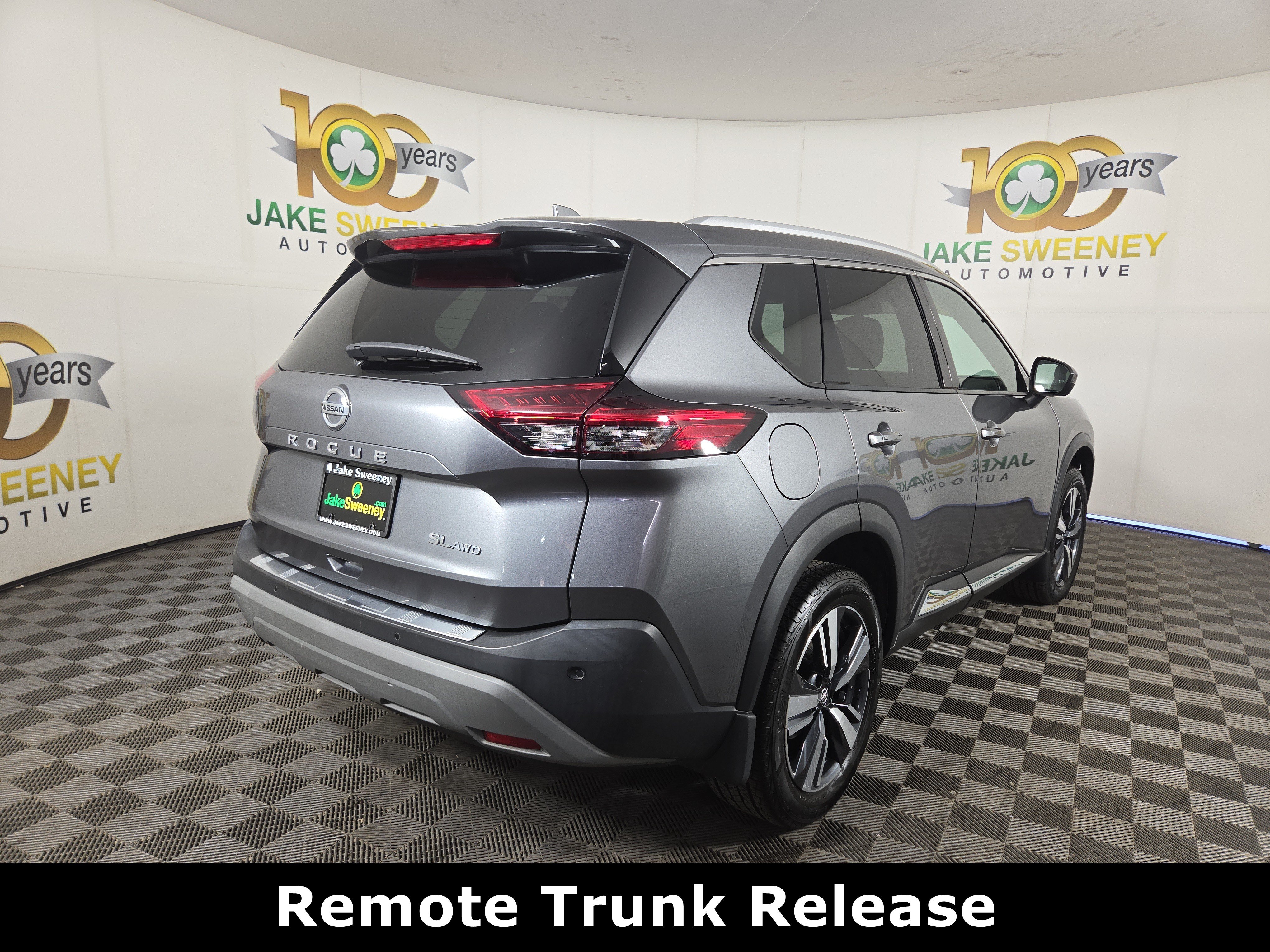 Used 2021 Nissan Rogue SL AWD/4WD image 9