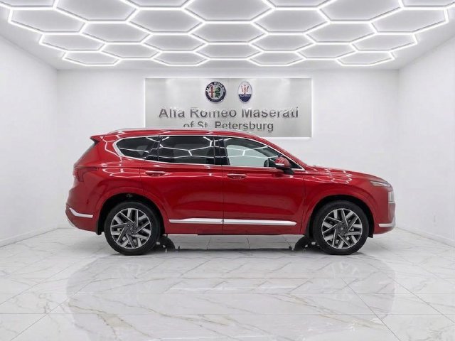 Used 2023 Hyundai Santa Fe Calligraphy FWD image 3