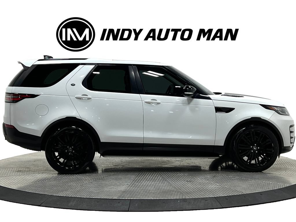 Used 2017 Land Rover Discovery HSE AWD/4WD image 3