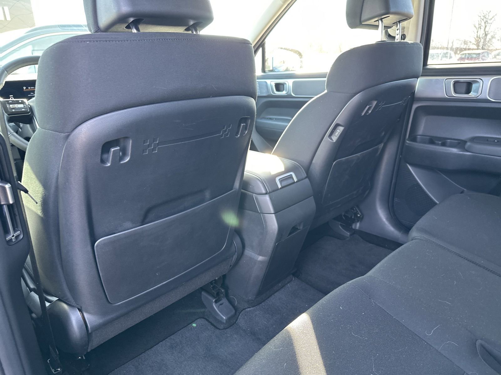 Used 2025 Hyundai Santa Fe SE image 15