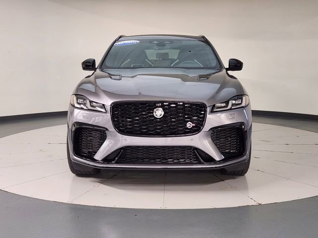 Used 2024 Jaguar F-PACE SVR image 9