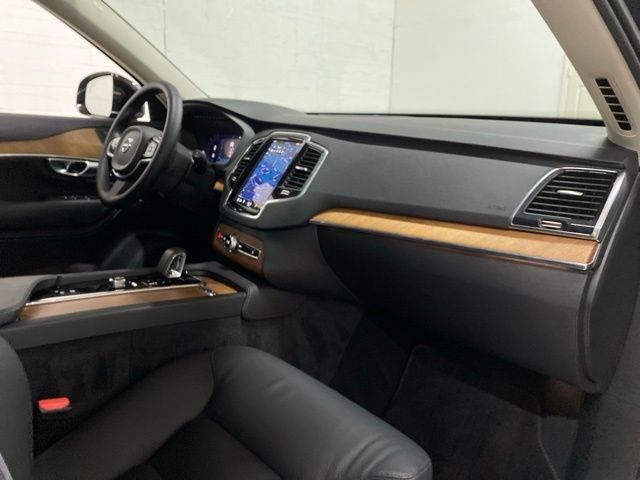 Used 2024 Volvo XC90 T8 Plus w/ Protection Package Premier AWD/4WD image 27