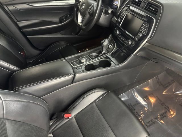 Used 2021 Nissan Maxima 3.5 SV w/ Floor Mat Group FWD image 21