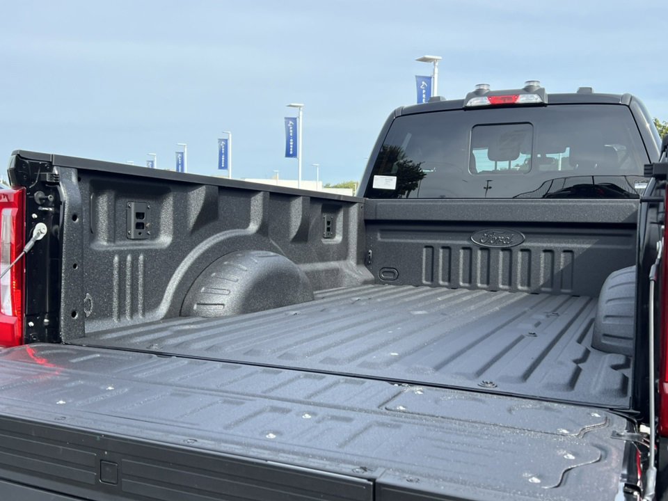New 2026 Ford F350 4x4 SuperCab Super Duty image 6