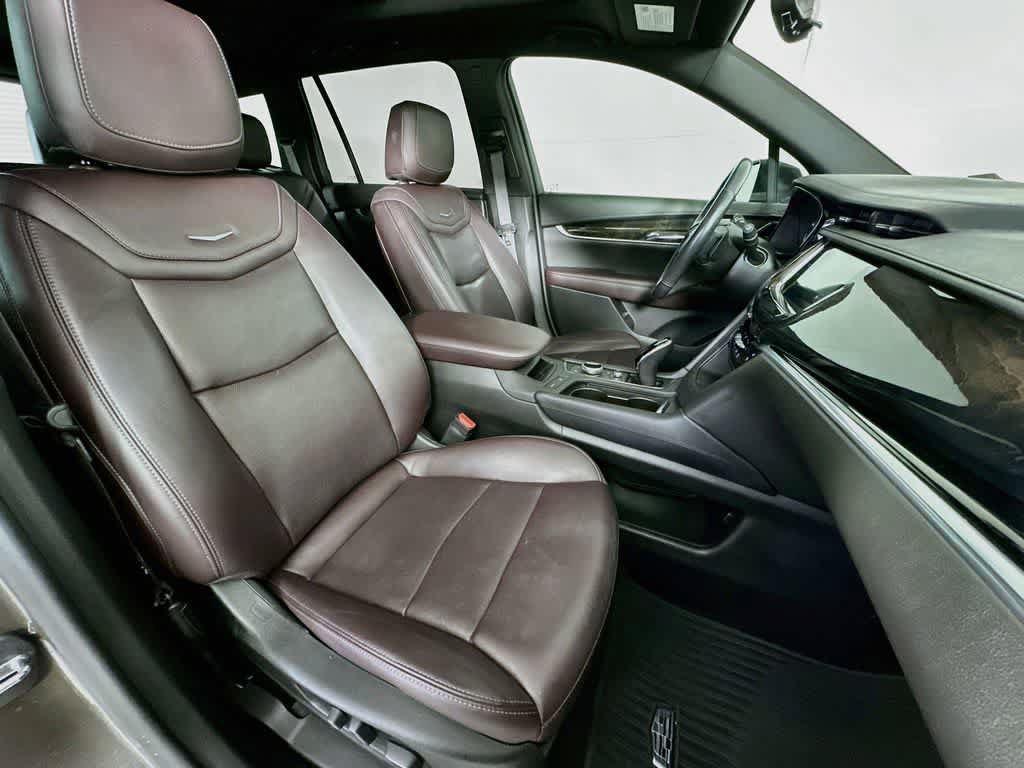 Used 2020 Cadillac XT6 Premium Luxury FWD image 15
