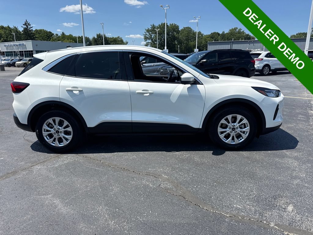 Used 2023 Ford Escape Active w/ Tech Pack #2 FWD image 5