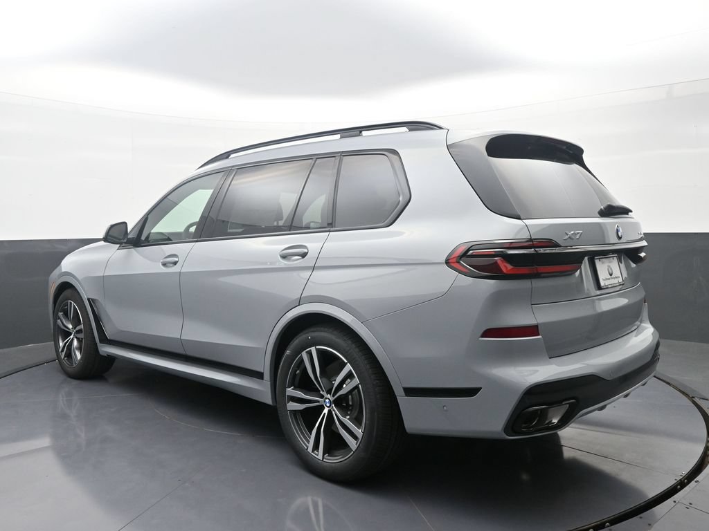 New 2027 BMW X7 xDrive40i w/ M Sport Package AWD/4WD image 5