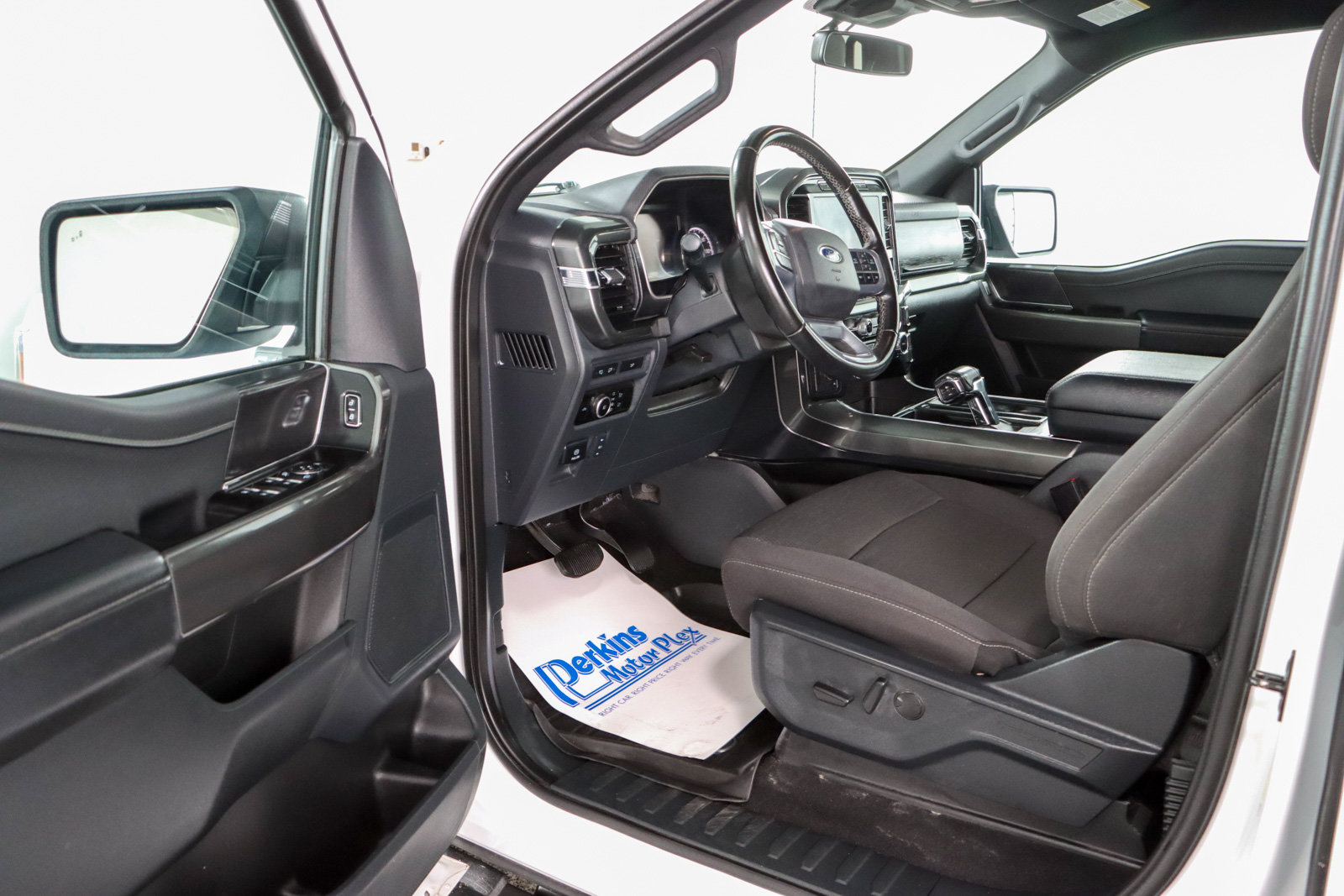 Used 2023 Ford F150 XLT w/ Equipment Group 302A High AWD/4WD image 3