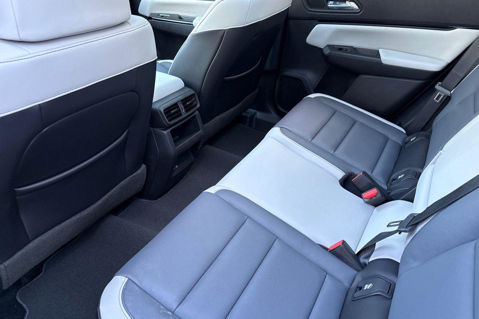 New 2026 Honda Prologue Touring image 13