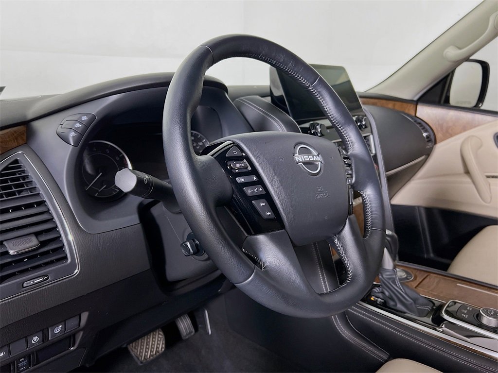 Used 2024 Nissan Armada SL w/ Captain's Chairs Package image 9