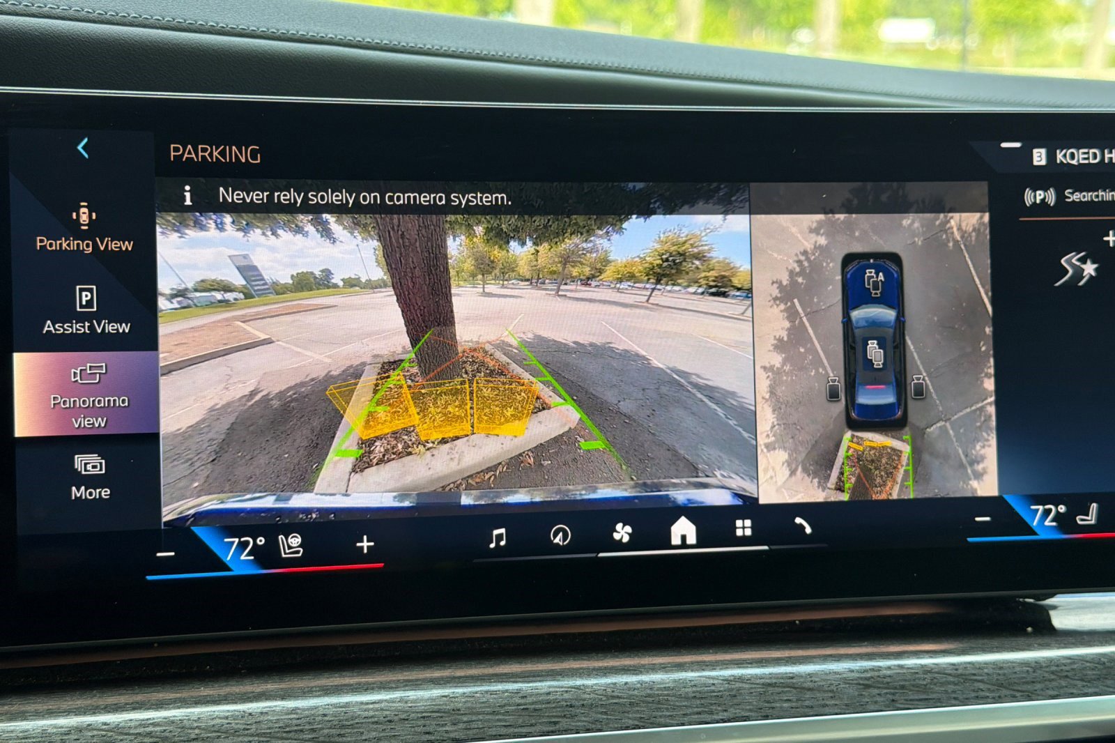 Certified 2023 BMW 740i w/ Executive Package RWD image 25