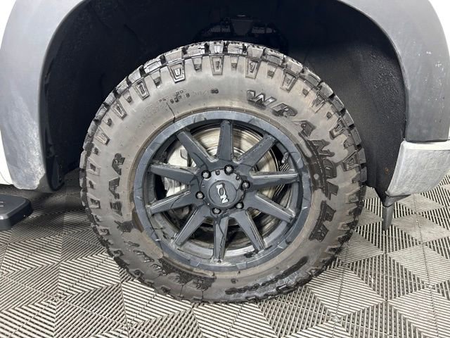 Used 2022 Chevrolet Silverado 1500 LT w/ Work Truck Package image 4