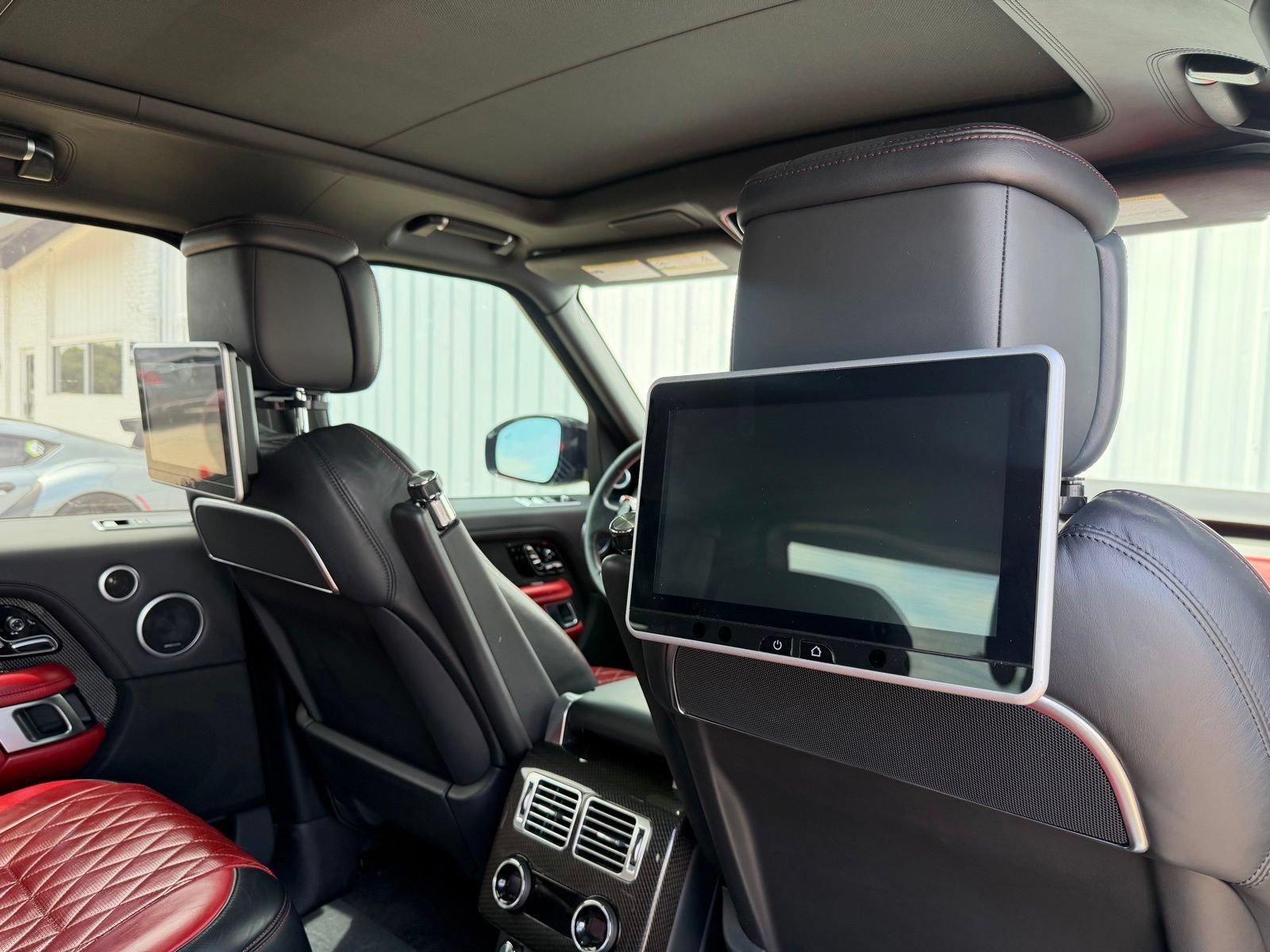 Used 2020 Land Rover Range Rover SV Autobiography Dynamic AWD/4WD image 16