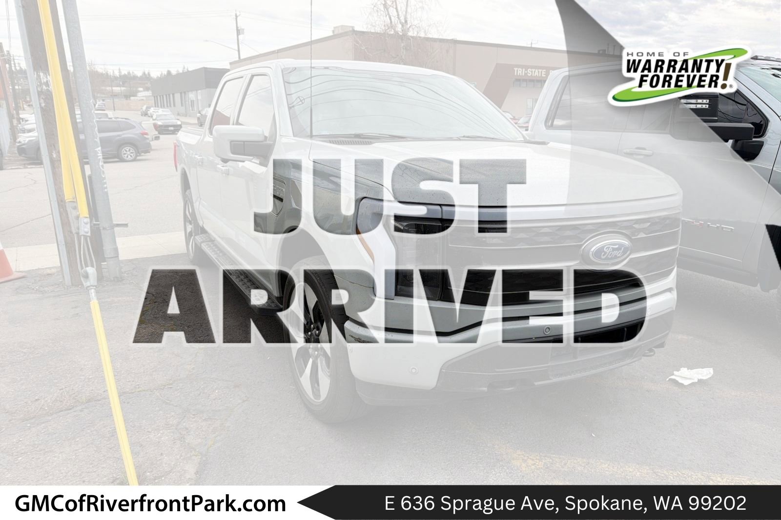 Used 2023 Ford F150 Lightning Platinum image 1