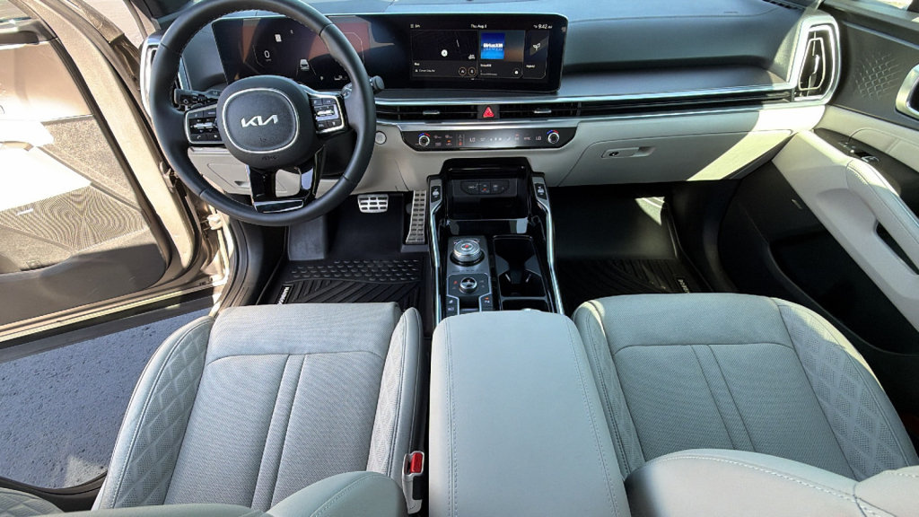 Used 2025 Kia Sorento SX Prestige AWD/4WD image 26