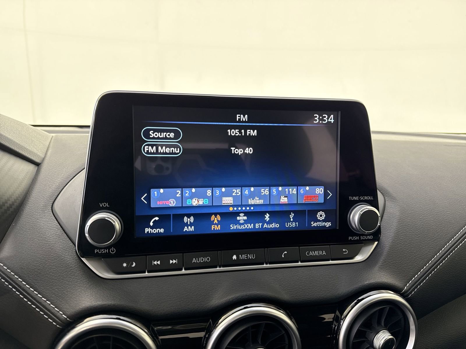 Certified 2025 Nissan Sentra SV image 7