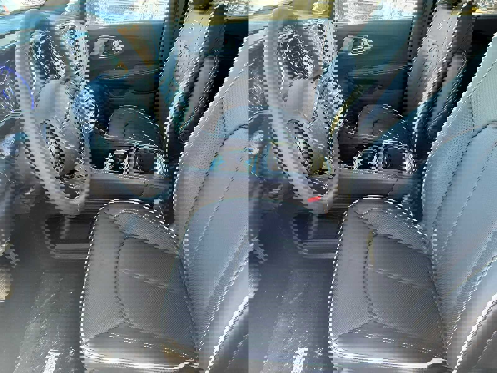 New 2026 Chrysler Pacifica Limited image 11