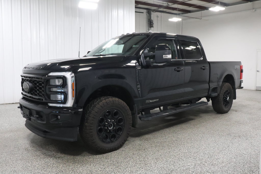 Used 2025 Ford F250 Lariat w/ Lariat Ultimate Package AWD/4WD image 2