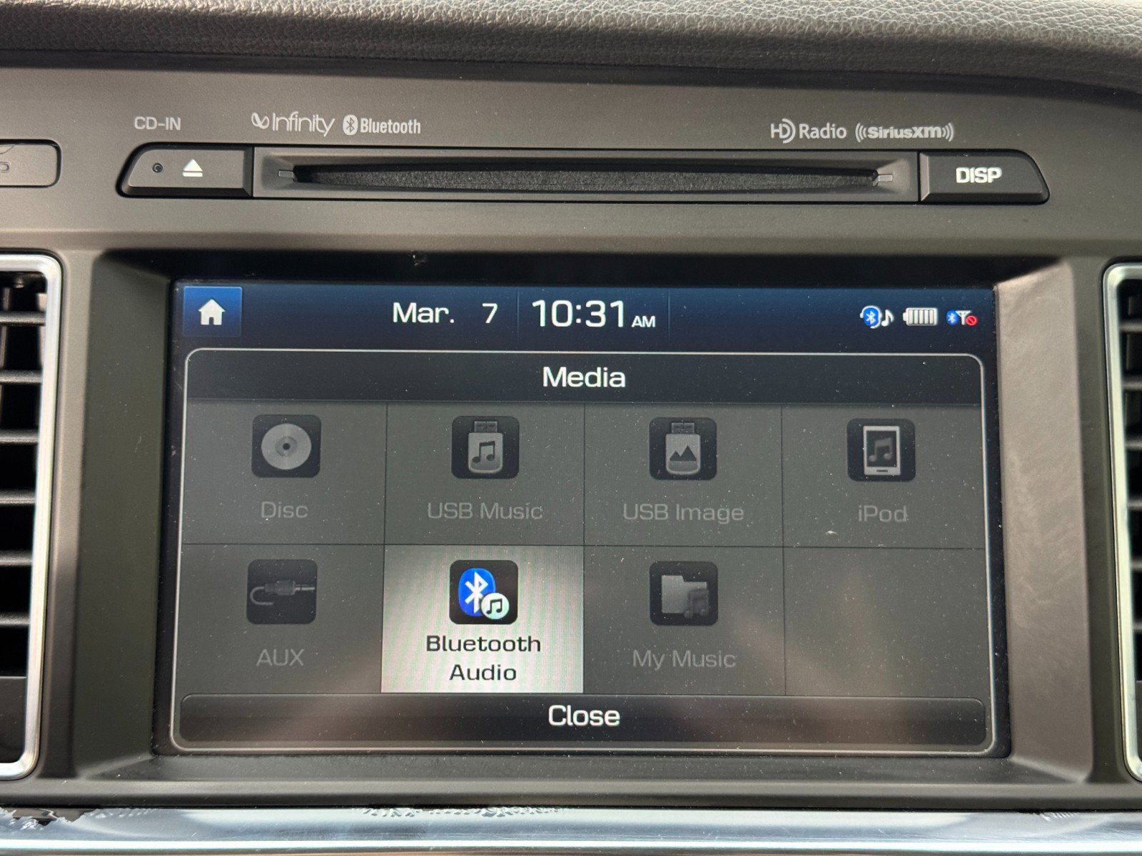 Used 2016 Hyundai Sonata Limited image 25