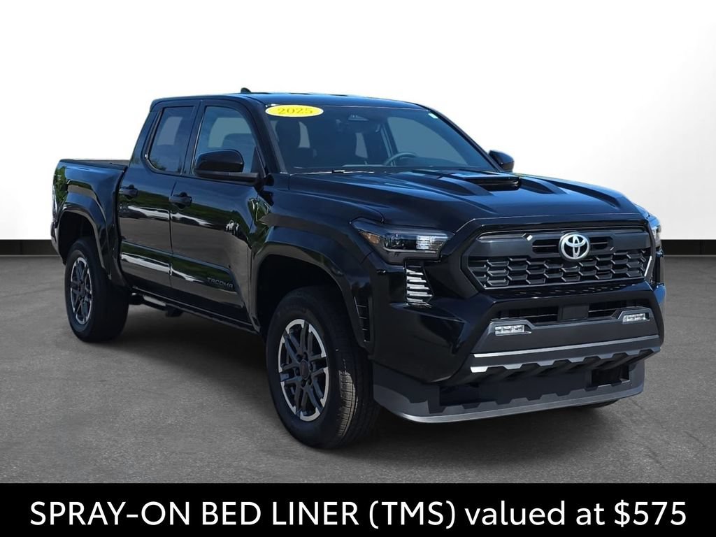 Used 2025 Toyota Tacoma TRD Sport AWD/4WD image 3