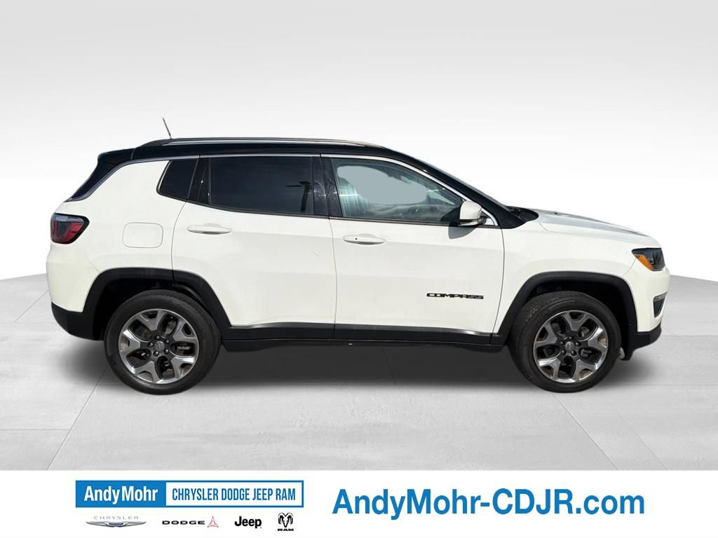Used 2020 Jeep Grand Cherokee Trailhawk w/ Premium Lighting Group AWD/4WD image 8