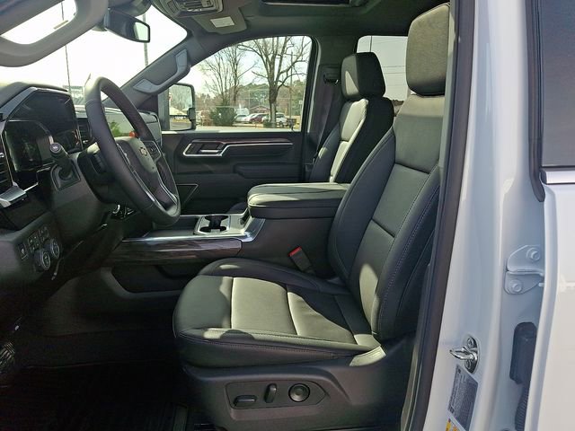 New 2026 Chevrolet Silverado 3500 LTZ w/ LTZ Convenience Package image 10