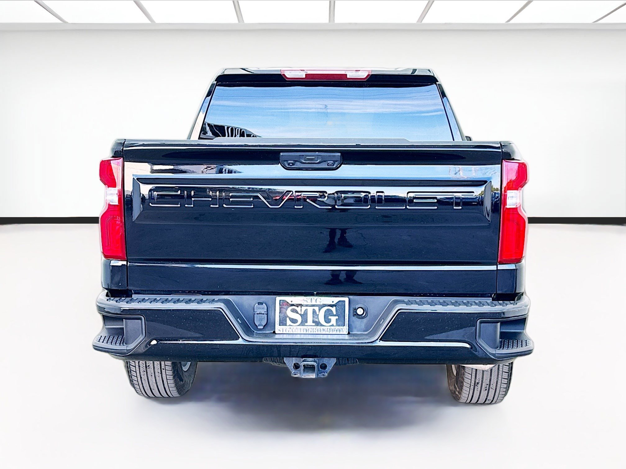 Used 2024 Chevrolet Silverado 1500 RST AWD/4WD image 5