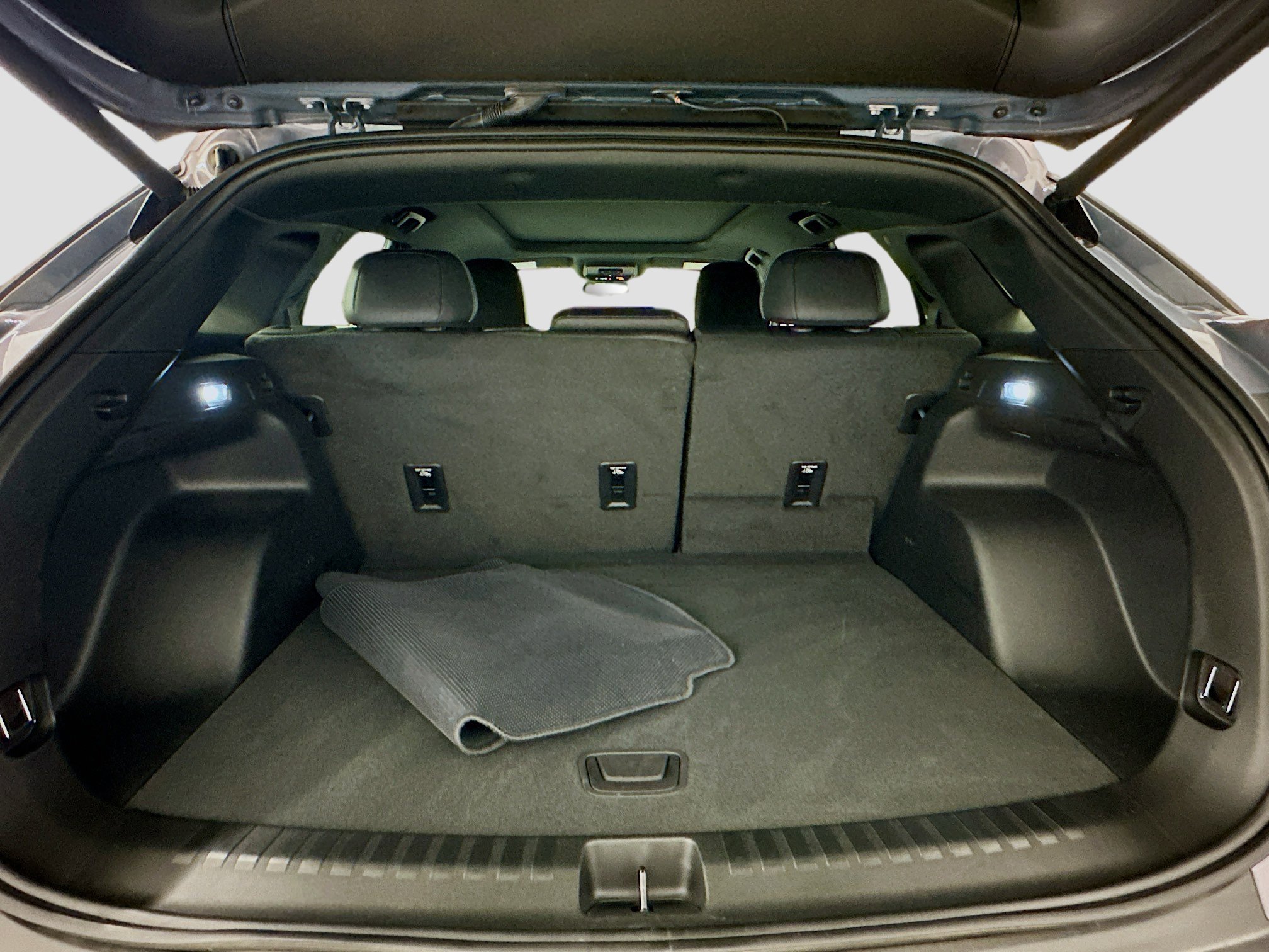 Used 2024 Chevrolet Blazer EV LT image 31