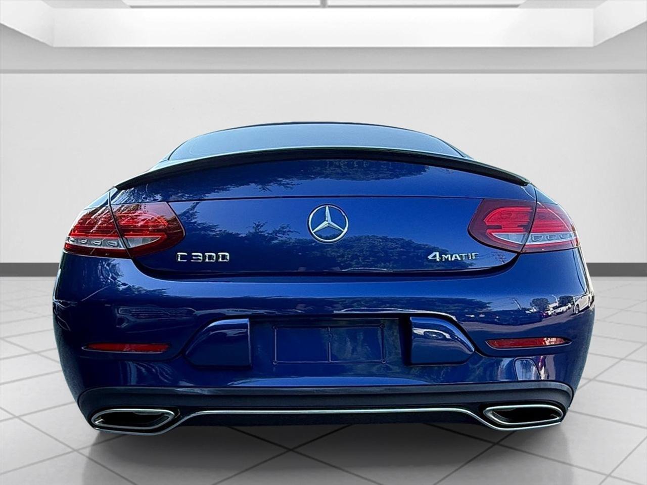 Used 2017 Mercedes-Benz C 300 4MATIC Coupe image 4