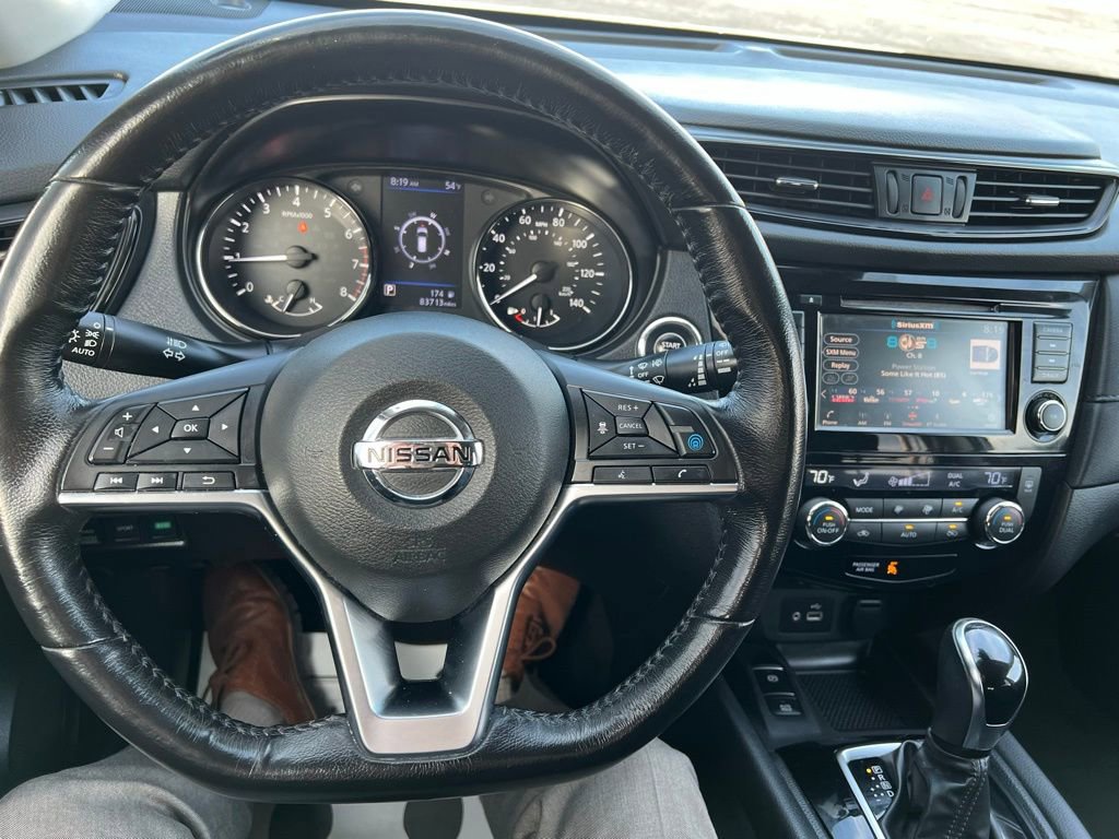 Used 2019 Nissan Rogue SV w/ Premium Package image 30