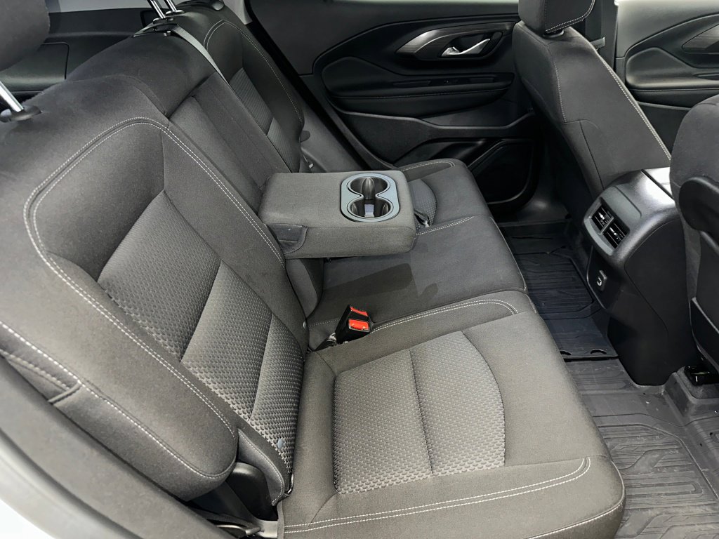 Used 2022 GMC Terrain SLE w/ Driver Convenience Package image 29