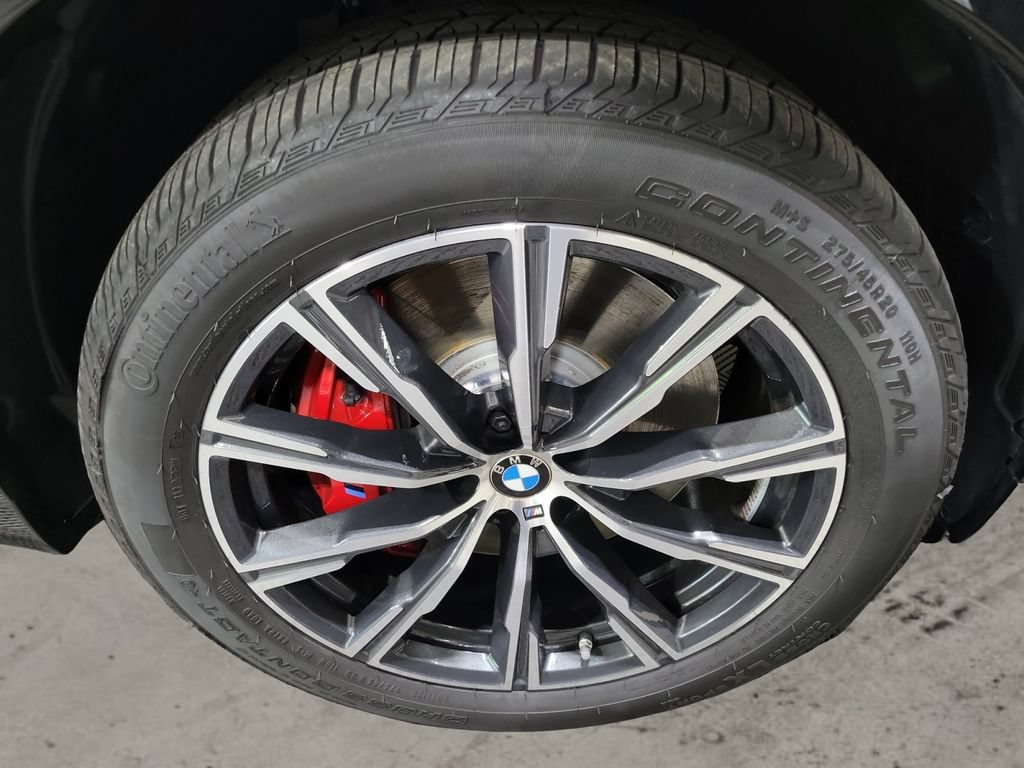 Used 2026 BMW X5 xDrive50e AWD/4WD image 11