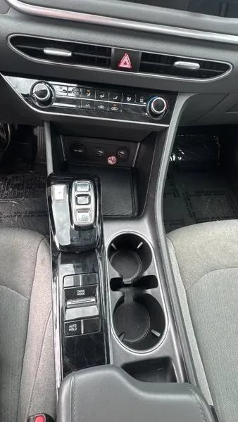 Used 2021 Hyundai Sonata SE FWD image 17