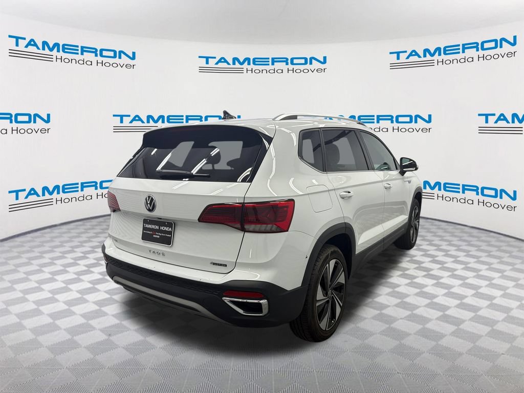 Used 2024 Volkswagen Taos SE AWD/4WD image 5