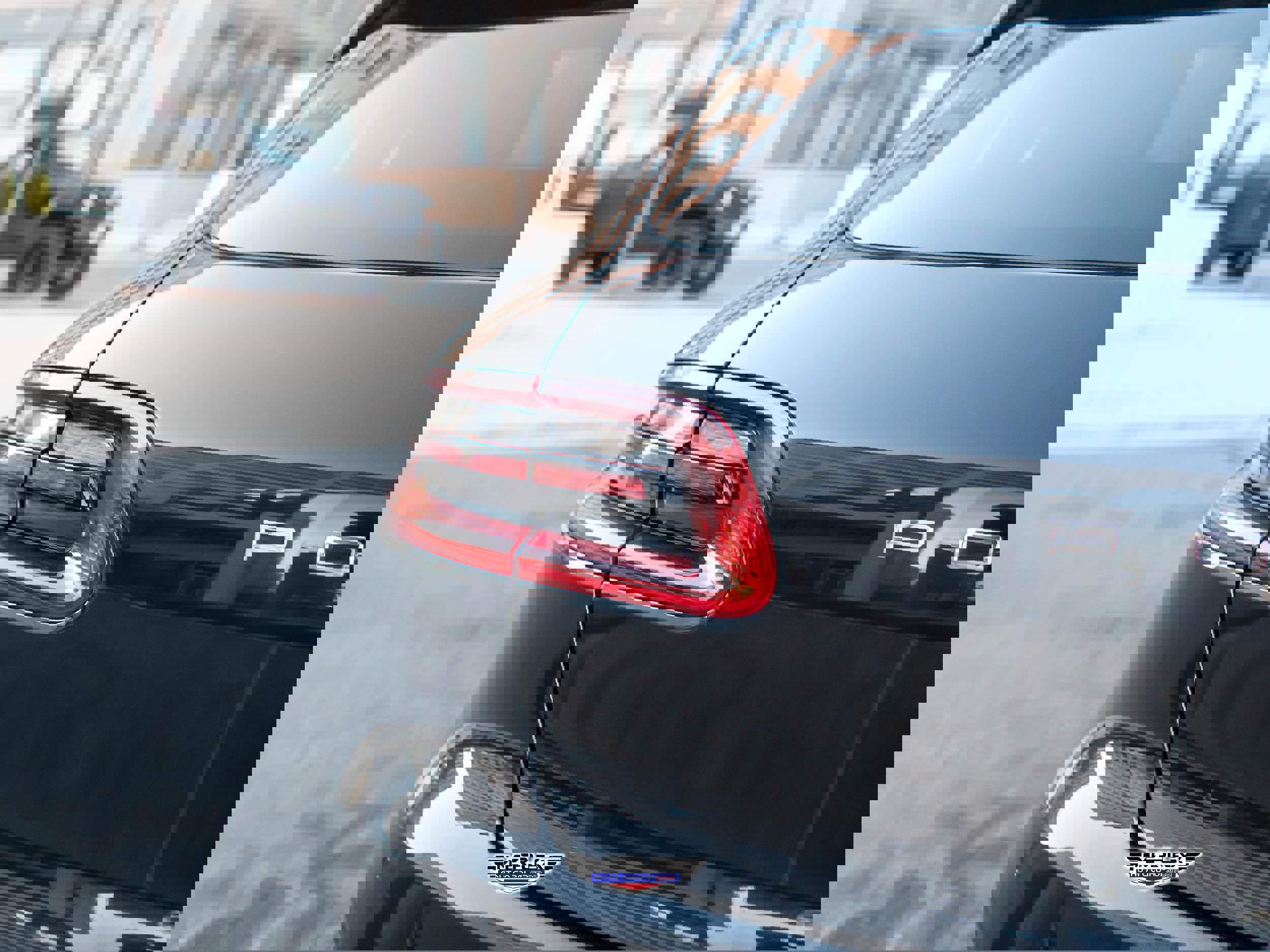 Used 2018 Porsche Macan Sport Edition image 44