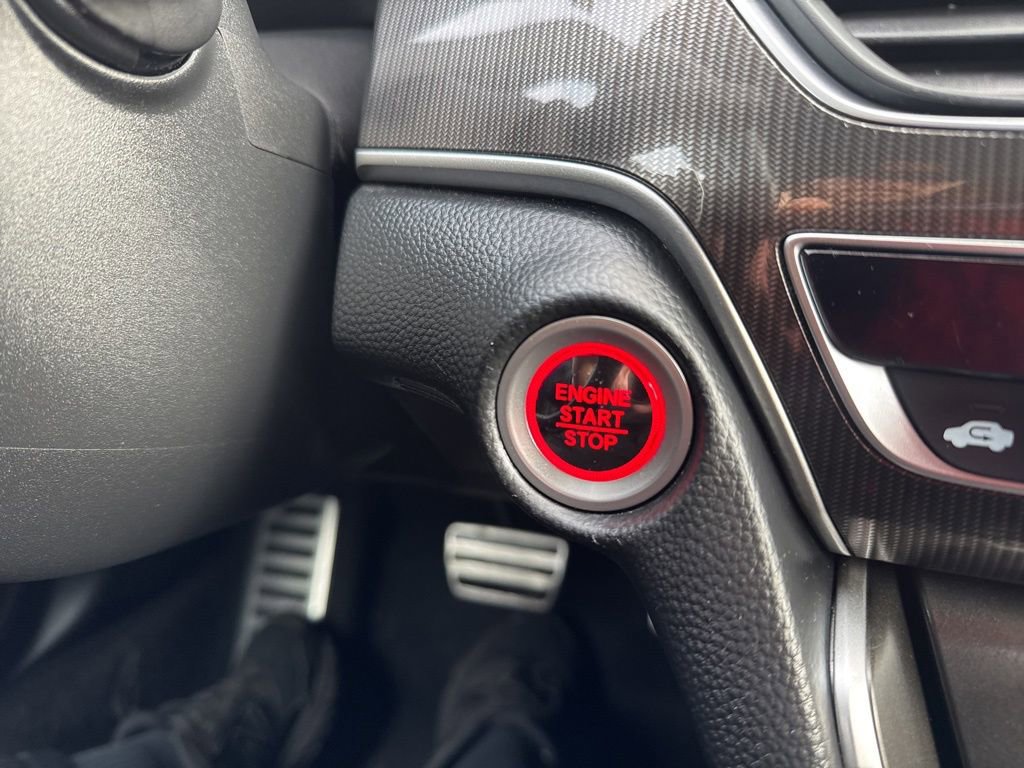 Certified 2018 Honda Accord Sport image 30