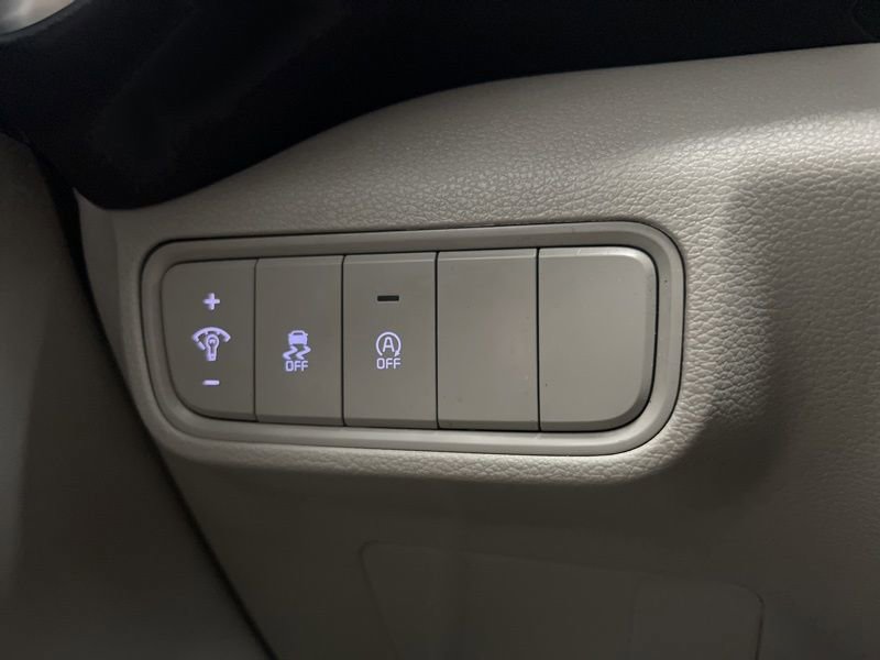 Certified 2023 Kia Soul LX FWD image 20