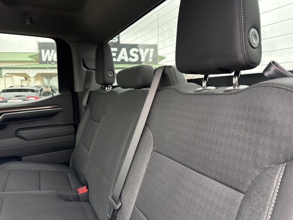 Used 2024 Chevrolet Silverado 1500 LT Trail Boss AWD/4WD image 40
