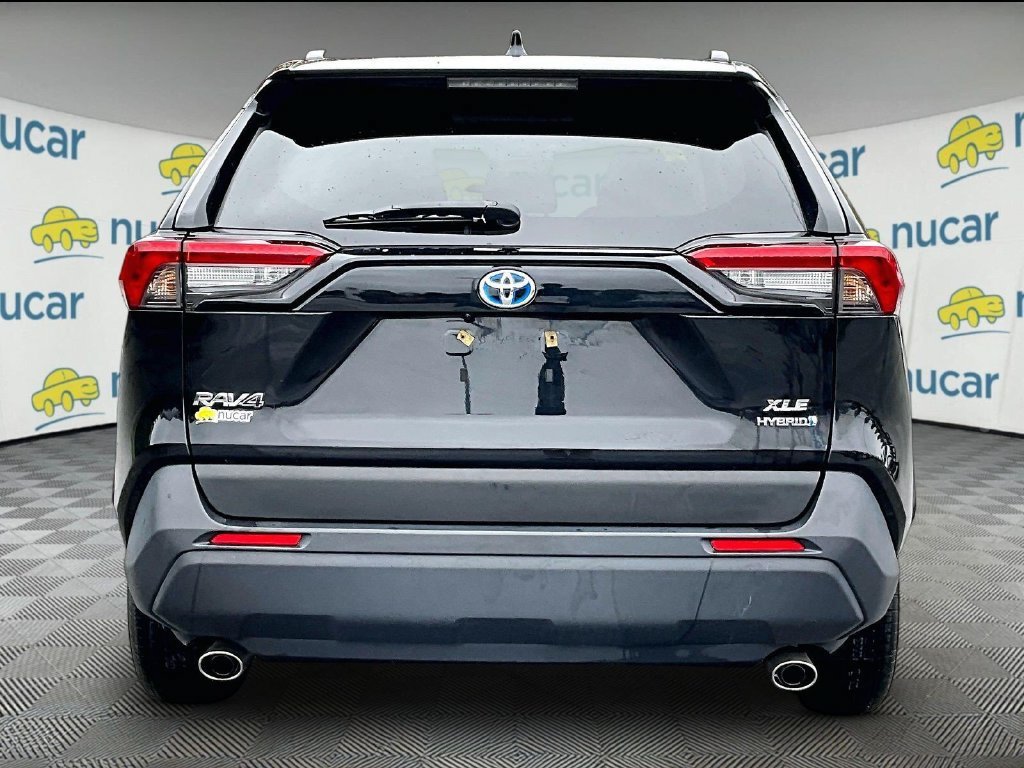 Used 2024 Toyota RAV4 XLE w/ Convenience Package AWD/4WD image 5