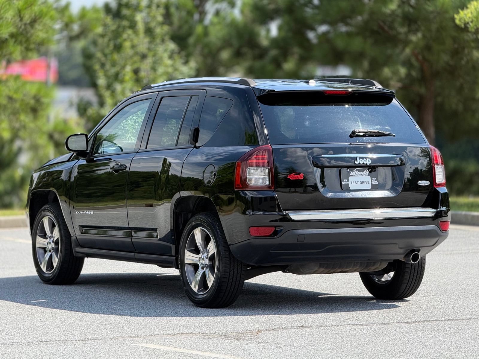 Used 2017 Jeep Compass High Altitude FWD image 10