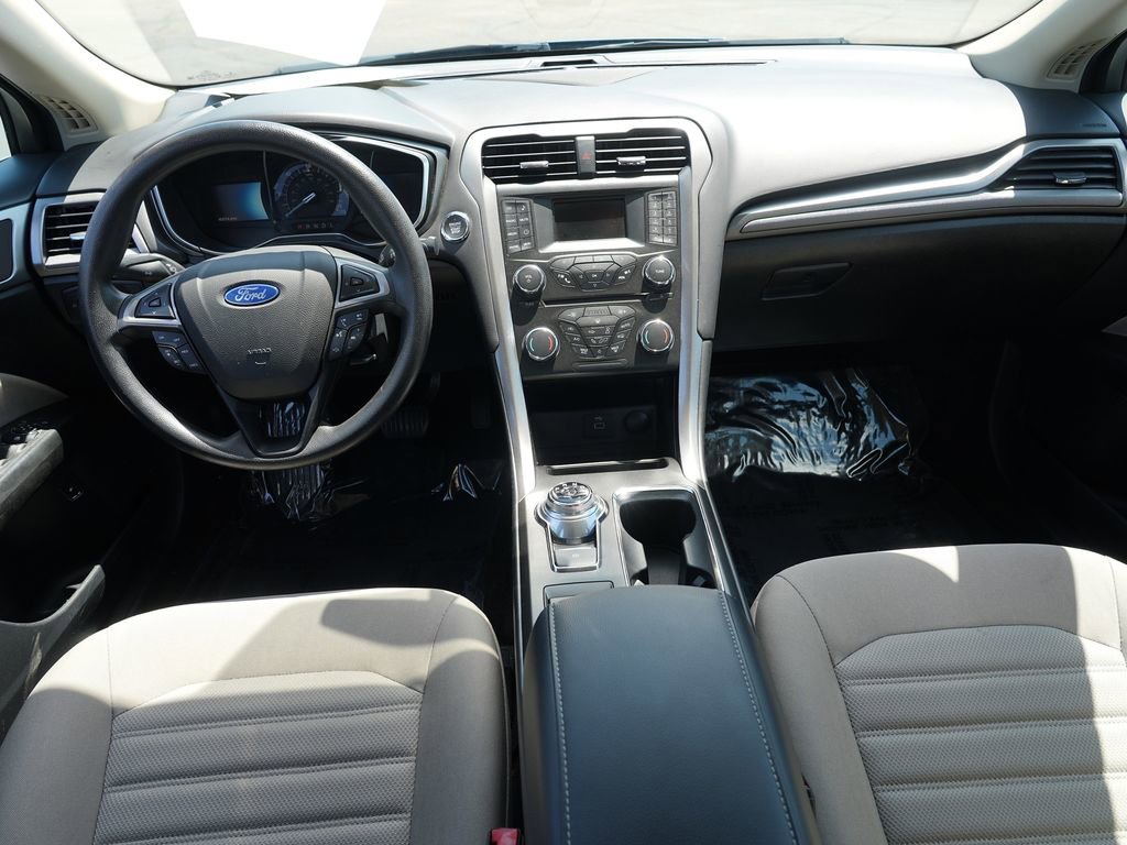 Used 2018 Ford Fusion S FWD image 26