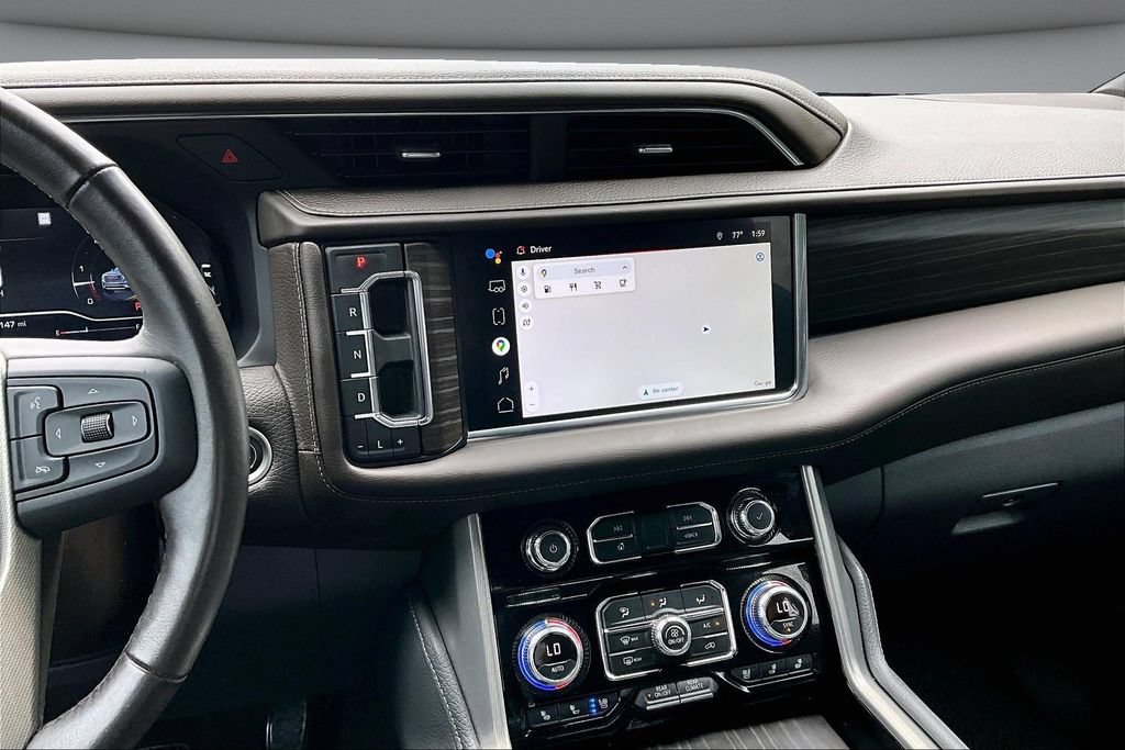 Used 2022 GMC Yukon Denali w/ Denali Premium Package AWD/4WD image 9