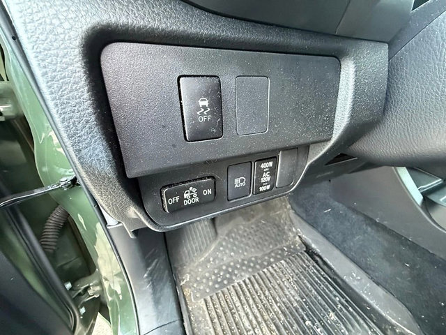 Used 2022 Toyota Tacoma TRD Sport w/ Technology Package AWD/4WD image 26