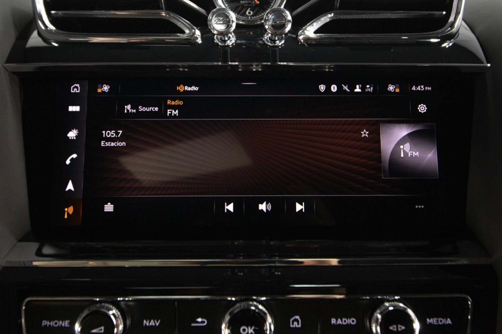 Used 2023 Bentley Bentayga Speed image 35