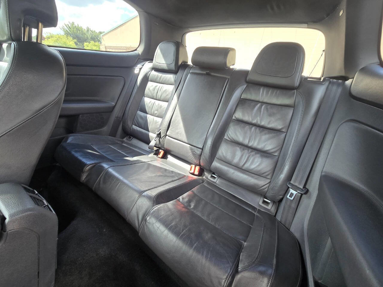 Used 2008 Volkswagen R32 AWD/4WD image 29