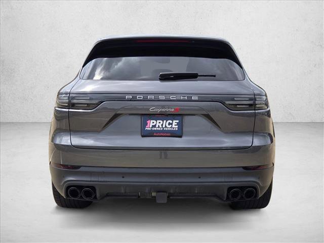 Used 2023 Porsche Cayenne AWD/4WD image 7