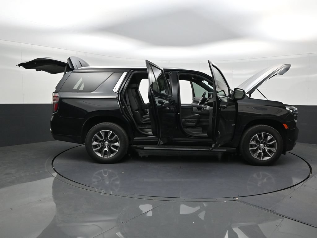 Used 2022 Chevrolet Tahoe LT w/ Luxury Package RWD image 20